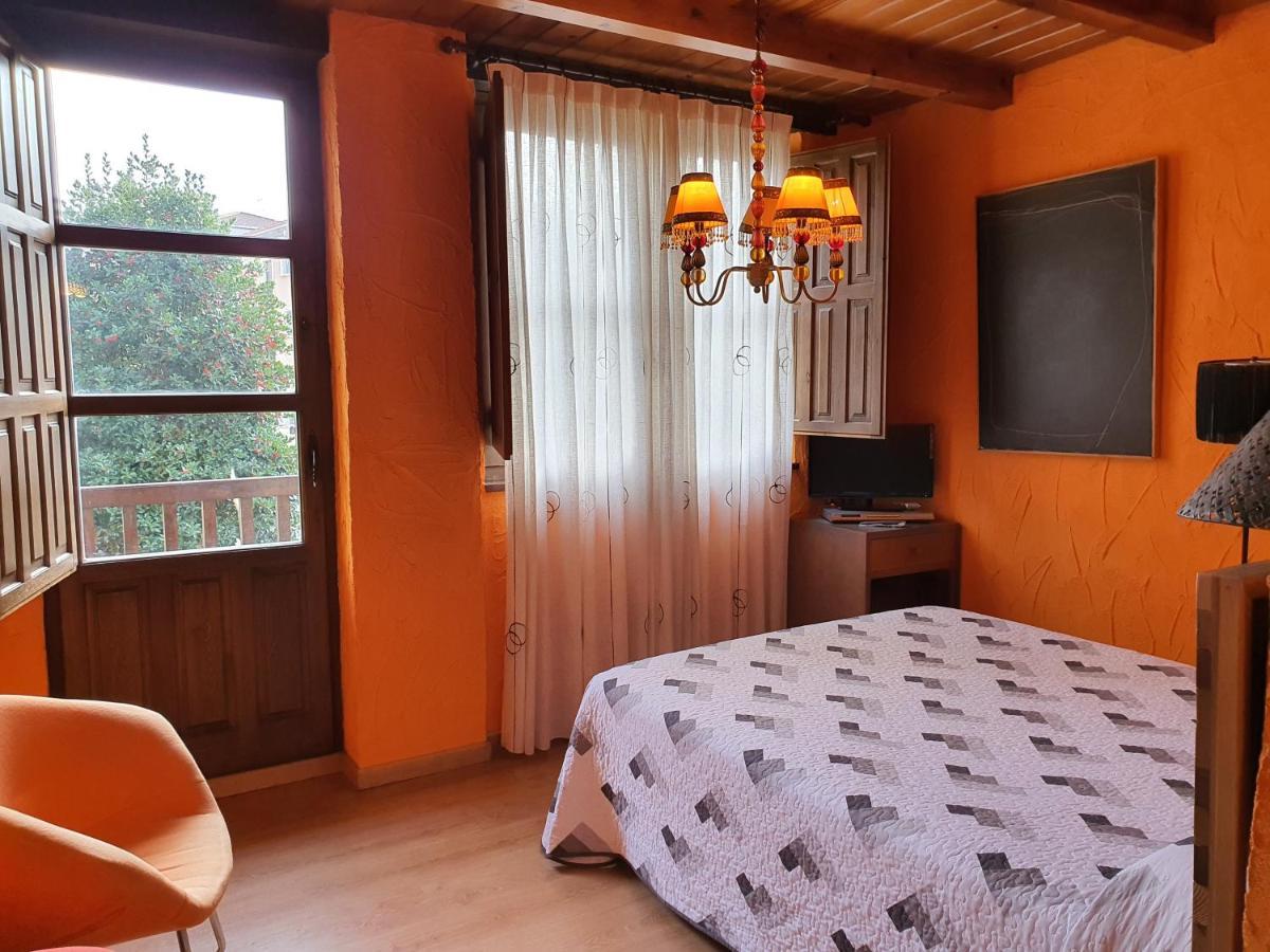ホテル La Casona De ナバレノ エクステリア 写真